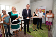 V zariadeniach sociálnych služieb župa odstraňuje fyzické bariéry, pri tých mentálnych pomáhajú psy, zajace a dokonca i pávy - 20180720_MY_ZP_PD_TSK_foto_Radovan_Stoklasa_145w