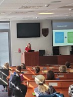 Zväčšiť fotografiu - Vzdelávaním zamestnancov k zvyšovaniu kvality sociálnych služieb