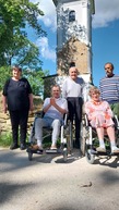 Zväčšiť fotografiu - Z letných zážitkov sa tešia aj klienti zariadení sociálnych služieb