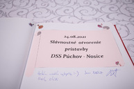 Zväčšiť fotografiu - Župa komplexne zrekonštruovala domov sociálnych služieb v nosiciach - DSS Púchov Nosice_strih pásky_prístavba_mini (10)