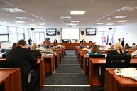 Zväčšiť fotografiu - Kraj žiada o financie z eurofondov na ďalšie projekty v oblasti školstva a dopravy - DSC_1848