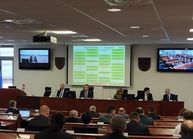 Zväčšiť fotografiu - Krajský parlament rokoval v tomto roku po prvýkrát, programu dominovalo riešenie prebytočného majetku župy - IMG_20200127_132053