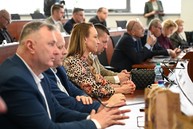 Zväčšiť fotografiu - Krajský parlament sa venoval téme župných nemocníc, ale aj projektom, ktoré chce kraj realizovať za pomoci eurofondov - 
