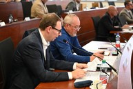 Zväčšiť fotografiu - Krajský parlament sa venoval téme župných nemocníc, ale aj projektom, ktoré chce kraj realizovať za pomoci eurofondov - 