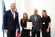 Zväčšiť fotografiu - Na marcovom zastupiteľstve boli ocenení výnimoční žiaci, rokovalo sa aj o spolufinancovaní projektov z eurofondov