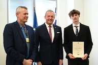 Zväčšiť fotografiu - Na marcovom zastupiteľstve boli ocenení výnimoční žiaci, rokovalo sa aj o spolufinancovaní projektov z eurofondov