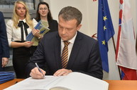 Ustanovujúce zastupiteľstvo tsk - 9531_resize