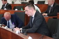 Zväčšiť fotografiu - Župa aj v minulom náročnom roku hospodárila s prebytkom približne 22 mil. eur, investičné akcie sa nezastavili, v pláne sú aj nové - IMG_7713