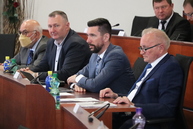 Zväčšiť fotografiu - Župa aj v minulom náročnom roku hospodárila s prebytkom približne 22 mil. eur, investičné akcie sa nezastavili, v pláne sú aj nové - IMG_7762