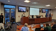 Zväčšiť fotografiu - Župa ide do ťažkých čias, v budúcom roku prevažne dokončí len rozrobené projekty - 20231211_154024