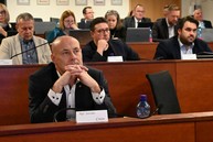 Zväčšiť fotografiu - Župné nemocnice majú jedného riaditeľa, poslanci schválili rozpočet na najbližšie tri roky