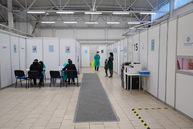 Zväčšiť fotografiu - Blíži sa posledný očkovací víkend v župných vkoc - TSK_VKOC TN_22_05-6