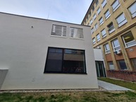 Zväčšiť fotografiu - Diagnostické centrum považskobystrickej nemocnice tesne pred dokončením - 20210907_081559