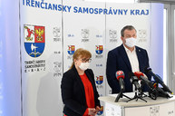 Zväčšiť fotografiu - Laboratórne testovanie na koronavírus funguje oddnes aj v trenčíne - 20200325_TSK_krizovy_007w