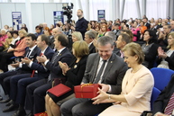 Na 70. narodeniny ju premenovali; stredná zdravotnícka škola v trenčíne dostala k jubileu netradičný darček. - IMG_0631
