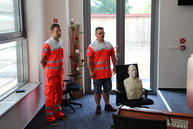 Poskytnúť prvú pomoc s použitím externého defibrilátora už vedia aj zamestnanci trenčianskej župy - IMG_7228