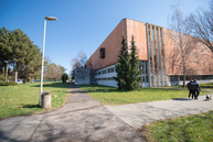 Zväčšiť fotografiu - Pre nedostatok vakcín župa nemôže naplno využívať svoje očkovacie centrá - TSK_VKOC PD_príprava (47 of 47)