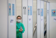 Zväčšiť fotografiu - Župa uplynulý víkend zaočkovala viac ako 5600 ľudí - Tsk otvorenie vkoc trencin-51