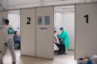 Zväčšiť fotografiu - Trenčianska župa bude očkovať aj tento víkend! - TSK_KVOC_TN_27.3.-66