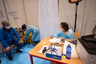 Zväčšiť fotografiu - V kraji sa cez víkend očkovalo pfizerom - TSK_VKOC PD otvorenie_web (91)