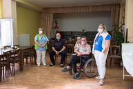 Zväčšiť fotografiu - V najväčšom župnom zariadení sociálnych služieb sa podávala tretia dávka vakcíny - TSK_CSS Bôrik_3.dávka_mini (7 of 48)