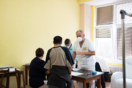 Zväčšiť fotografiu - V najväčšom župnom zariadení sociálnych služieb sa podávala tretia dávka vakcíny - TSK_CSS Bôrik_3.dávka_mini (8 of 48)