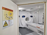 Zväčšiť fotografiu - V trenčíne pribudla moderná magnetická rezonancia - 20231023_095218(0)