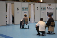 Zväčšiť fotografiu - Veľkokapacitné krajské očkovacie centrá premiérovo očkujú už aj vakcínou pfizer/biontech - IMG_0111