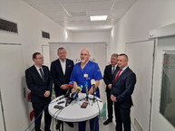 Zväčšiť fotografiu - Vo fakultnej nemocnici v trenčíne otvorili zrekonštruované oaim - 20230110_111641