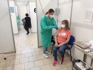 Zväčšiť fotografiu - Zaregistrujte sa na očkovanie, vkoc trenčín hlási voľné miesta! - Ockovanie_05-1__138_