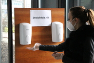 Zväčšiť fotografiu - Župa distribuuje ďalšie ochranné prostriedky pre lekárov - IMG_8900