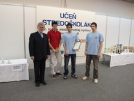 Stredoškoláci a robotici na trenčianskom výstavisku - P3307934