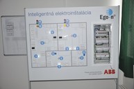 Výnimočné  laboratórium inteligentných elektroinštalácií v soš stará turá -  dsc0057