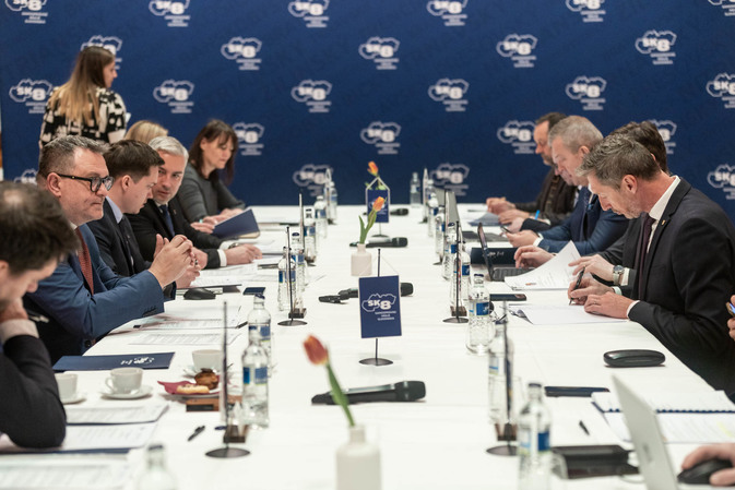 Predsedovia krajov žiadajú zmenu pravidiel Fondu na podporu športu, zjednotenie školských procesov a prísnejšie štandardy pre autobusové stanice