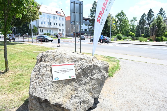 Rekonštrukcia kruhovej križovatky v Prievidzi zvýši bezpečnosť aj plynulosť dopravy