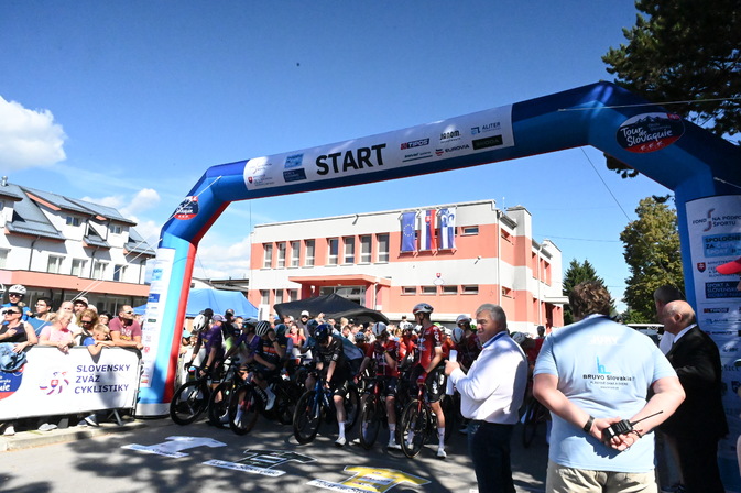 Okolo Slovenska prinieslo svetovú cyklistiku do Dohňan, Beluše aj zvyšku kraja
