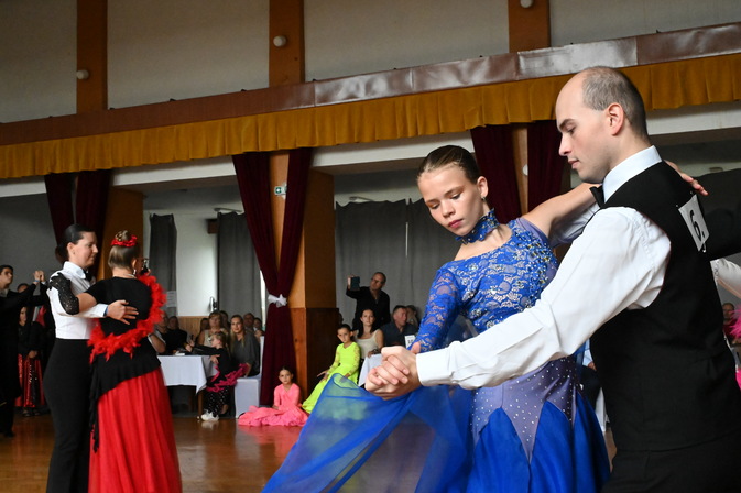 Tanec, úcta a tradície