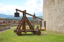 Implementácia projektu „TreBuChET“