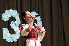 V Trenčianskom kraji si ctíme starších a spája nás láska k folklóru V Trenčianskom kraji si ctíme starších a spája nás láska k folklóru
