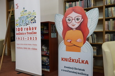 Zvedavý škriatok láka generácie do sveta kníh