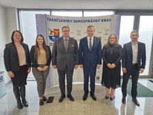 Trenčiansky župan sa stretol s maďarským veľvyslancom 