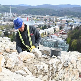 Do Trenčianskeho hradu prúdia miliónové investície