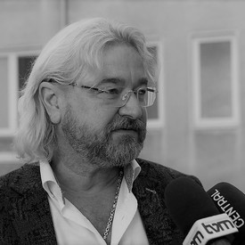 Odišiel výnimočný človek, pán riaditeľ, ďakujeme za všetko