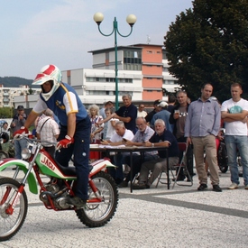 Považskobystrický motocykel 2018 prilákal do centra Považskej Bystrice takmer 6 stoviek nadšencov histórie motocyklovej výroby