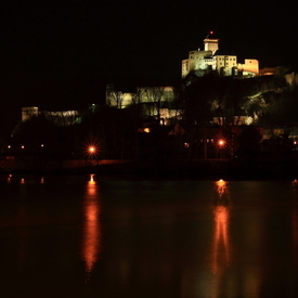 Trenčiansky hrad sa cez víkend ponorí do tmy