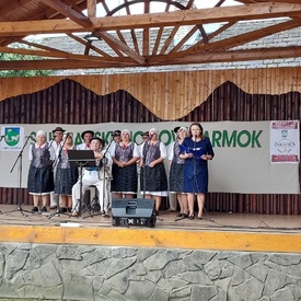V Stupnom sa jarmočilo, v Trenčianskych Miticiach uvádzali novú knihu  