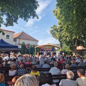 Zlatovce hostili medzinárodný festival, obec Tuchyňa oslavovala a hodovala