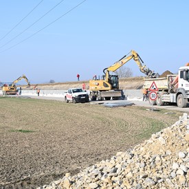 Výstavba predposledného úseku Vážskej cyklomagistrály napreduje rýchlym tempom