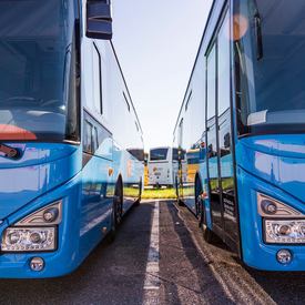 Zákon hovorí, že o dopravnú obslužnosť na svojom území sa majú postarať samotné mestá