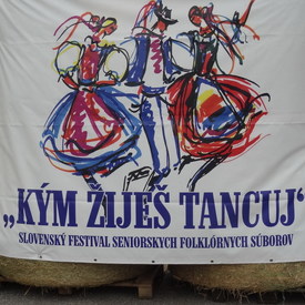 Konal sa festival seniorských folklórnych súborov alebo Kým žiješ, tancuj